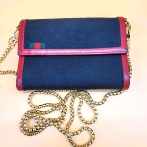 Authentic Gucci Wallet in Chain